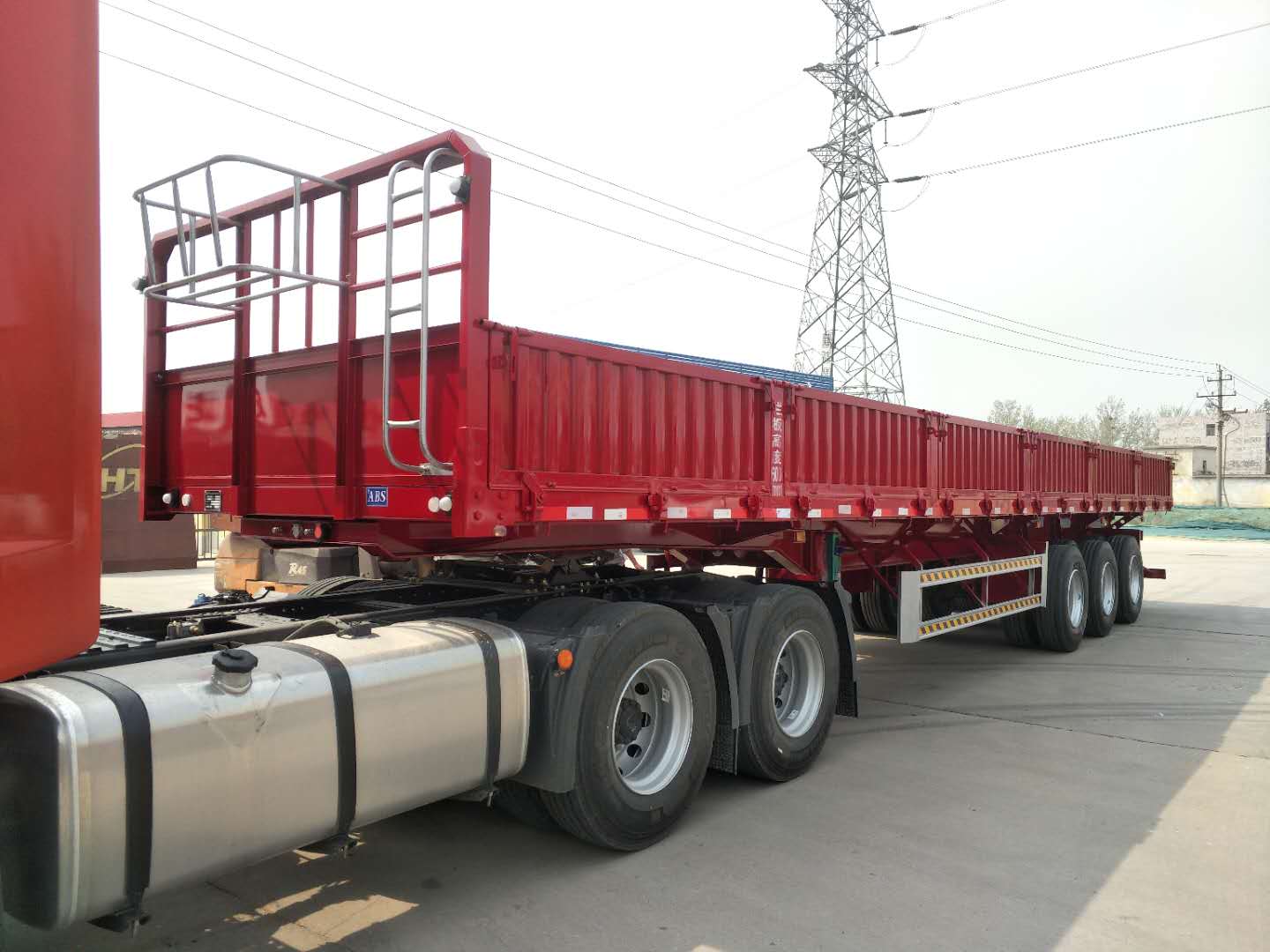 中國(guó)掛車(chē)廠(chǎng)生產(chǎn)